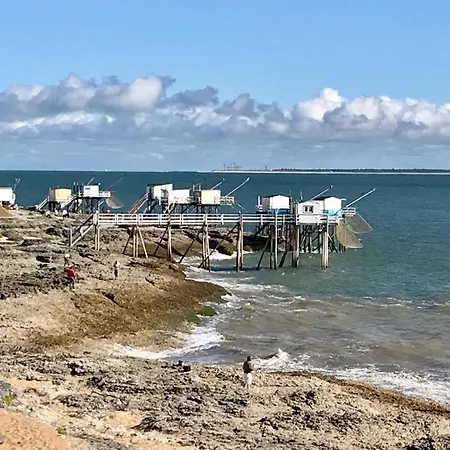 Kairos 住宿加早餐酒店 Saint-Sulpice-de-Royan